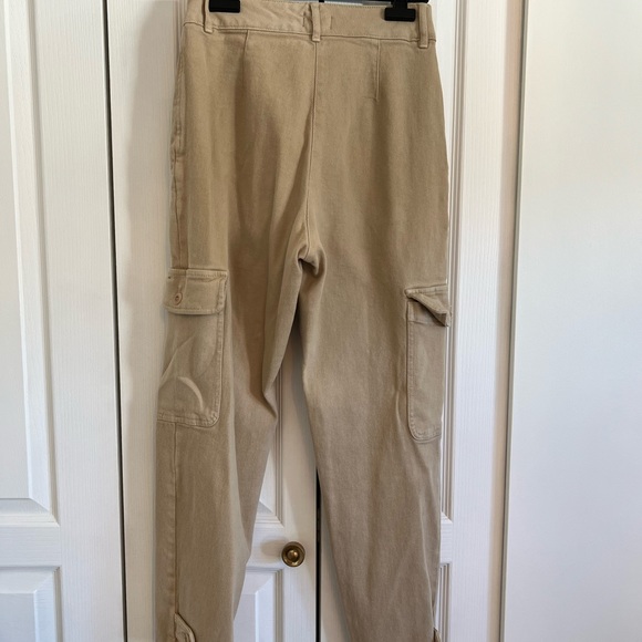 Wilfred free cargo pant size four. - Picture 6 of 11